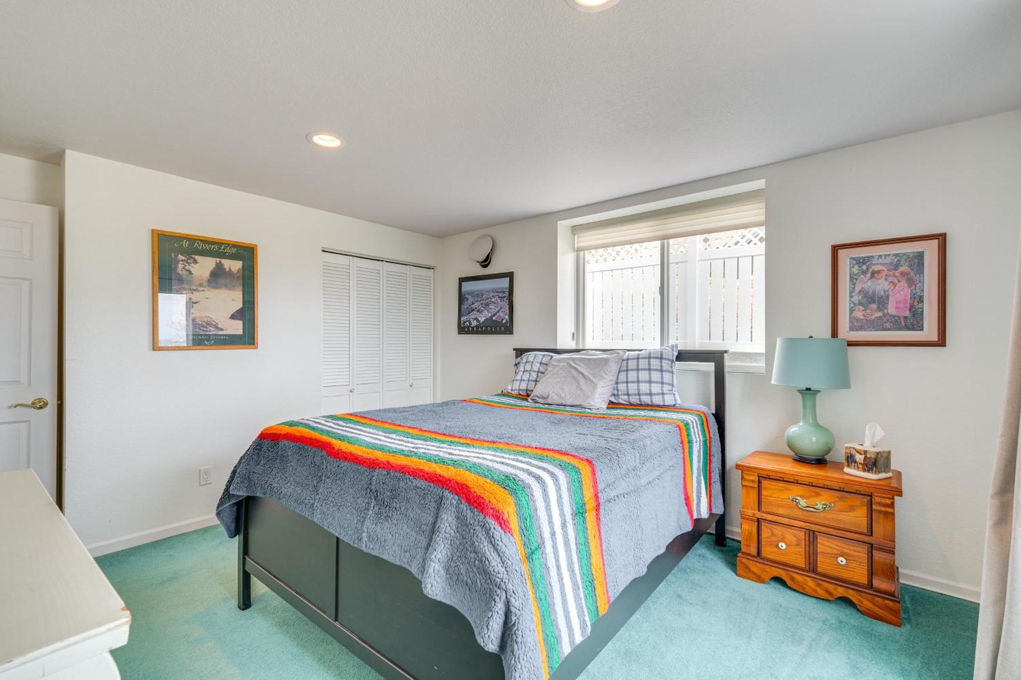 Inviting Great Falls Home With Wraparound Deck! 외부 사진
