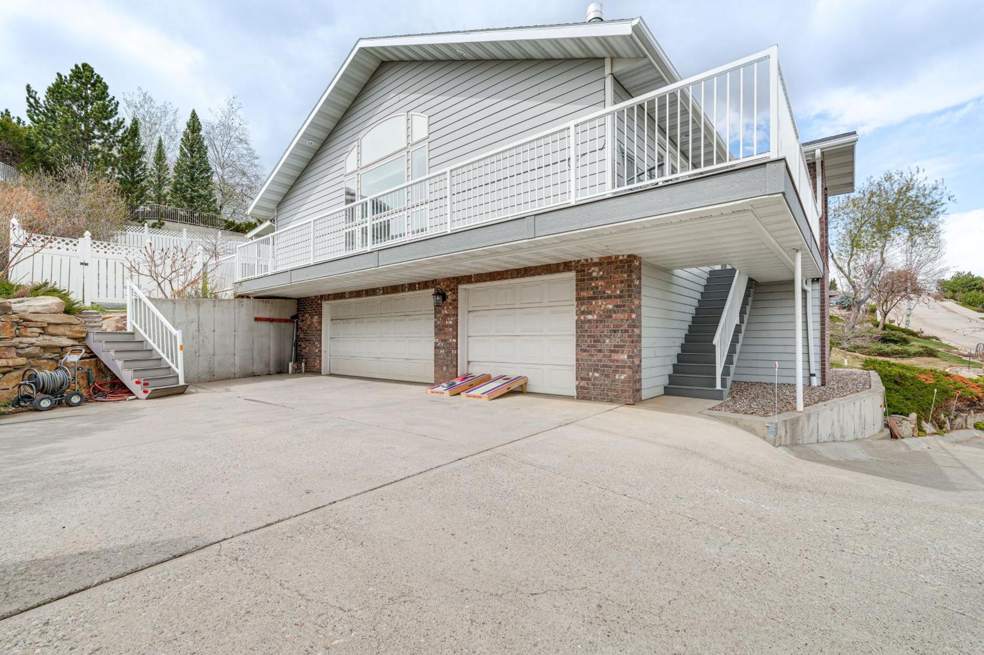 Inviting Great Falls Home With Wraparound Deck! 외부 사진