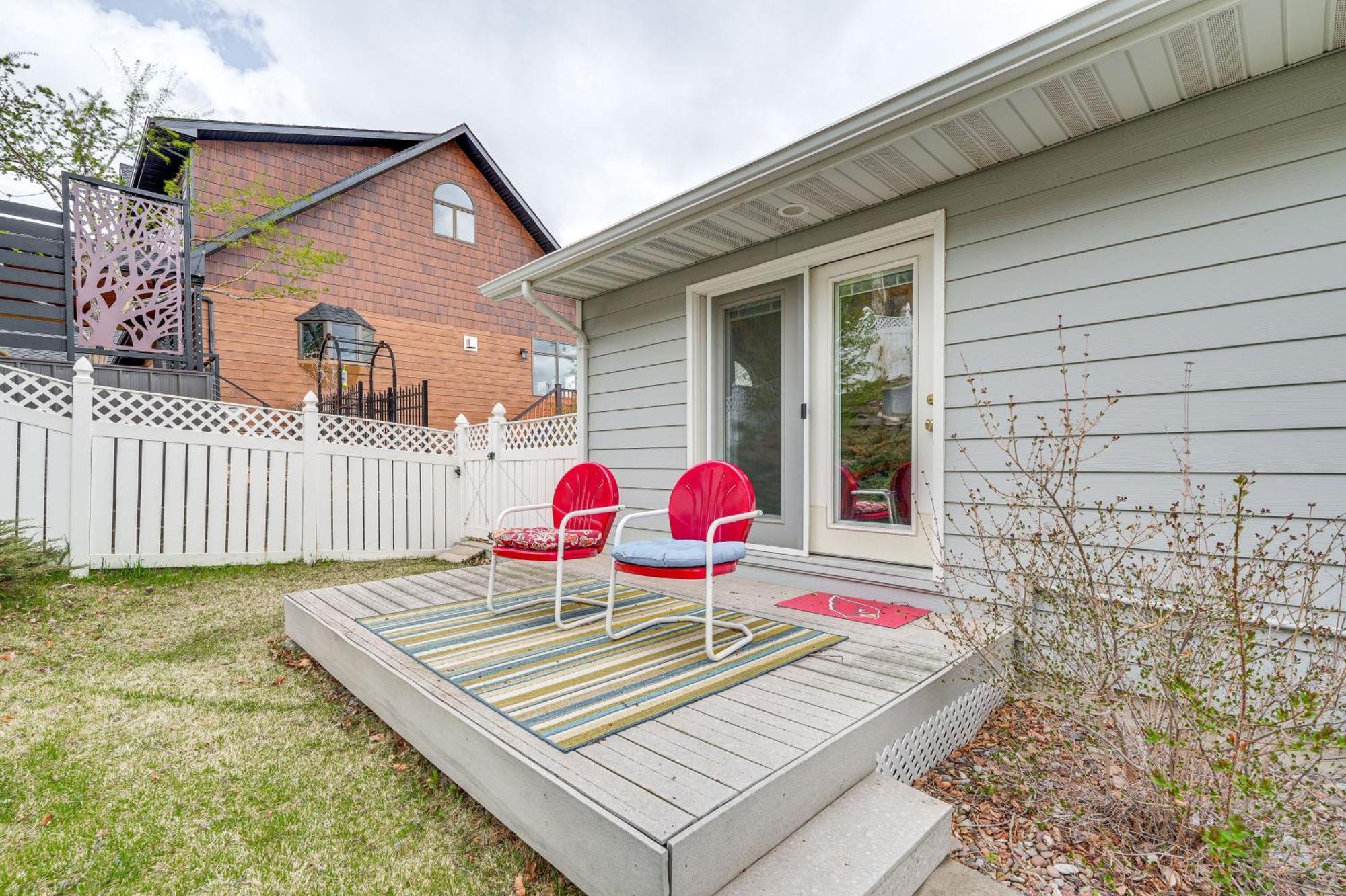 Inviting Great Falls Home With Wraparound Deck! 외부 사진